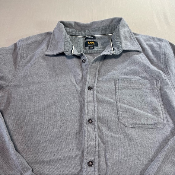 Lee Men’s XL Soft Stretch Thick Button-Down Shirt Gray Regular Fit Cotton Blend - Picture 7 of 11